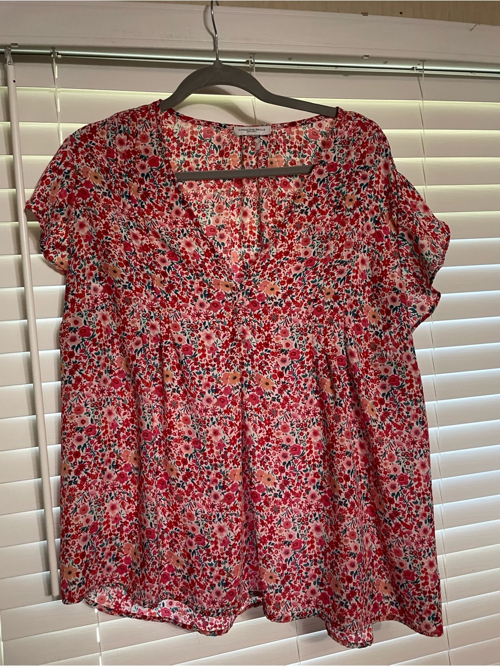 Floral V-Neck Flutter Sleeve Women's Blouse - Red Floral
